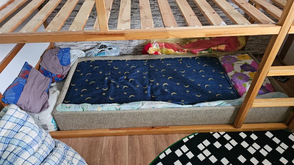 Pat supraetajat ikea