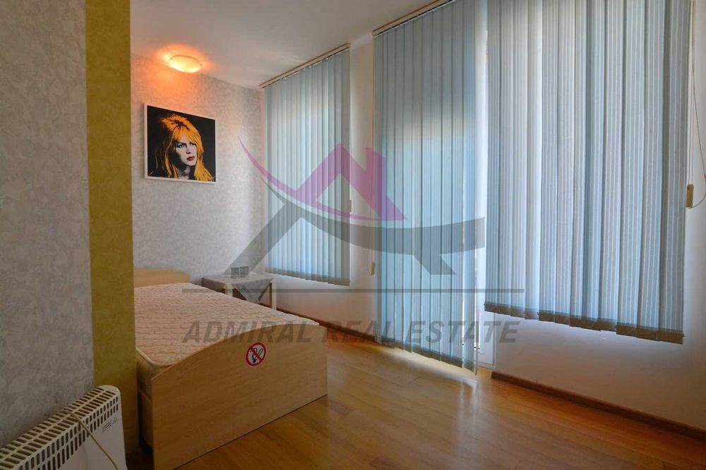 Дава се под наем Четиристаен апартамент в Варна, Общината - 150 кв.м за 1500 € - Снимка #5