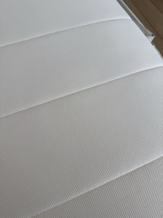 Pat IKEA VEVESTAD 90x200 + saltea VESTEROY ca noua + 3 cutii depozitare