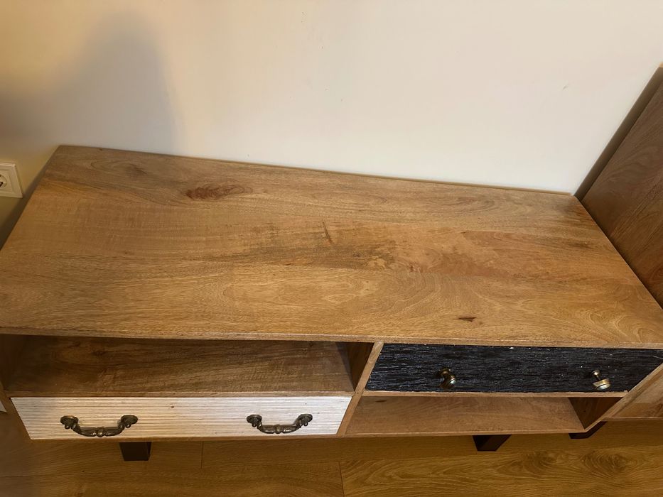 ТВ шкаф масив 118/45/50 СМ