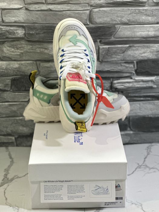 Adidasi Off White Odsy 1000