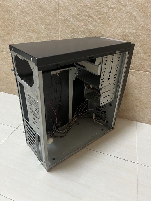 Компютърна кутия