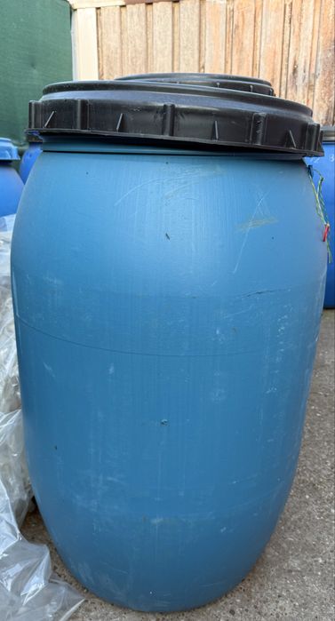 Butoaie plastic 200l curate,plastic gros de calitate superioara
