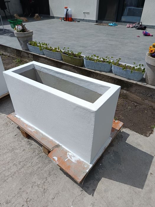 Jardiniera Beton
