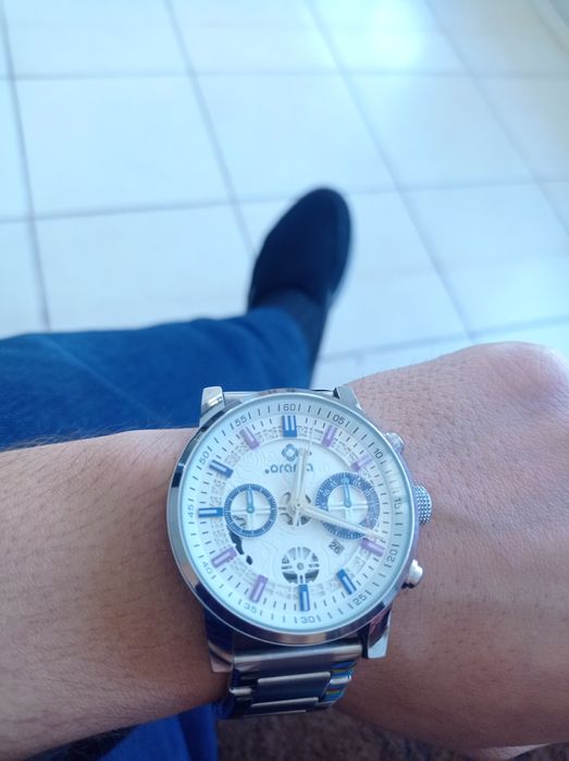 Orame qo'l soat sotiladi dubay dan kegan