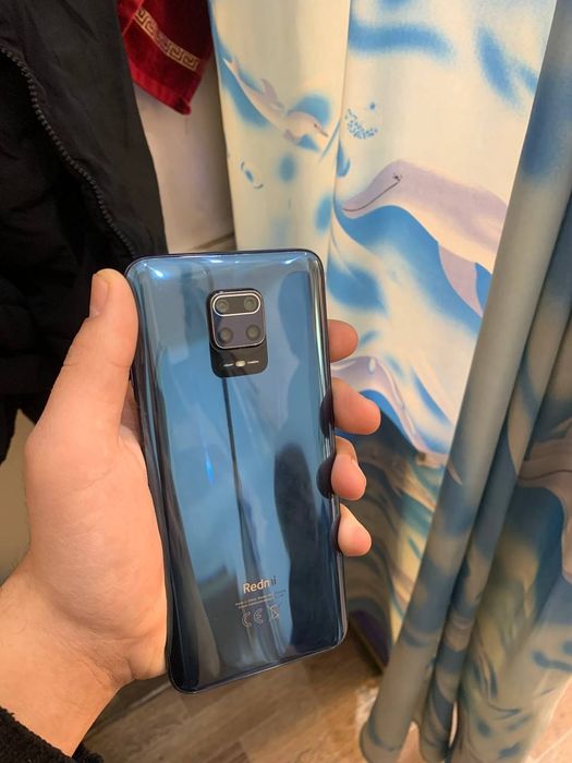 Продается телефон