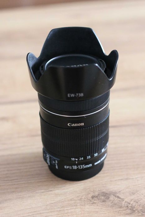 Obiectiv Canon EFS 18-135mm IS F3.5-5.6