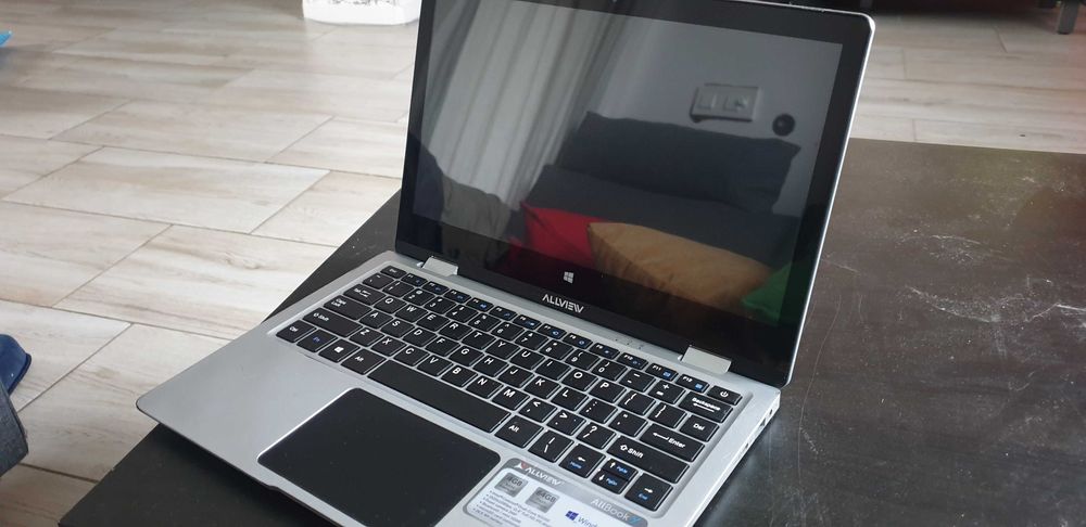 Laptop cu touch Allview All book Y