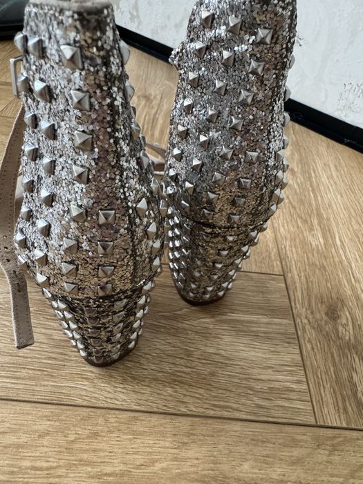 Продам туфли Zara