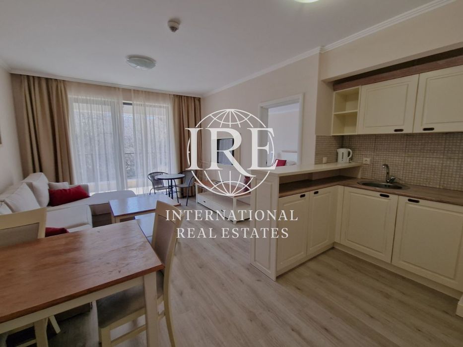 Продава се Тристаен апартамент в Балчик - 96 кв.м за 540 €/кв.м - Снимка #4