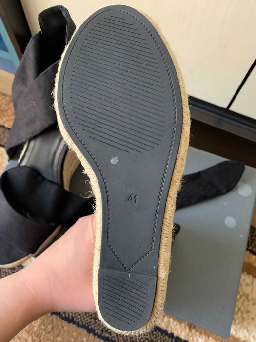 Sandale cu platformă H&M, mărimea 41 - NOI, 60 lei