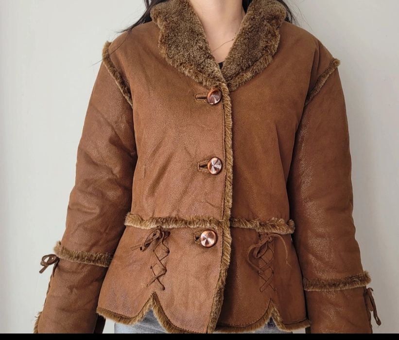 Cojoc imblanit imitatie de piele