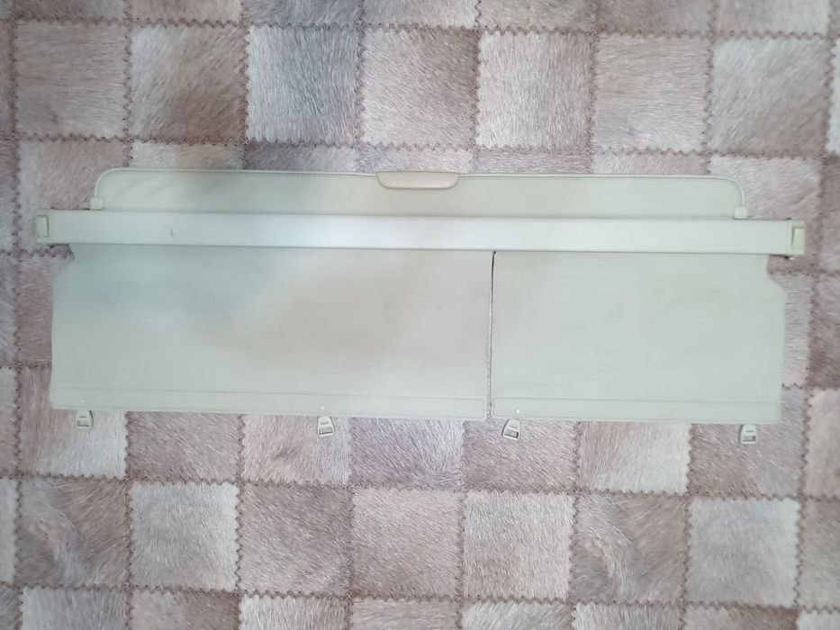 Продается шторка багажника Lexus RX