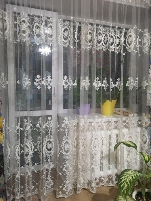 Продам тюль на окно.