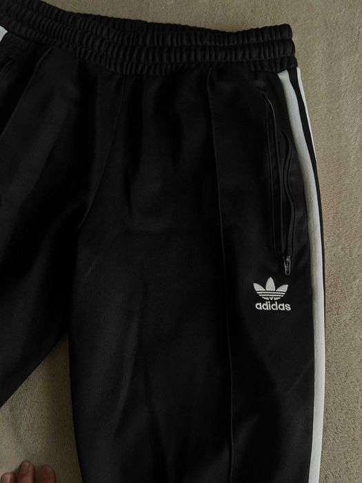 Pantaloni trening Adidas negri