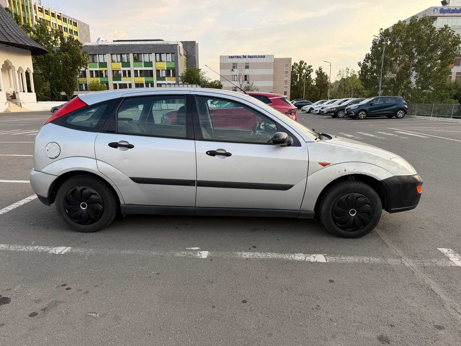 FORD Focus 2001 — imagine 2
