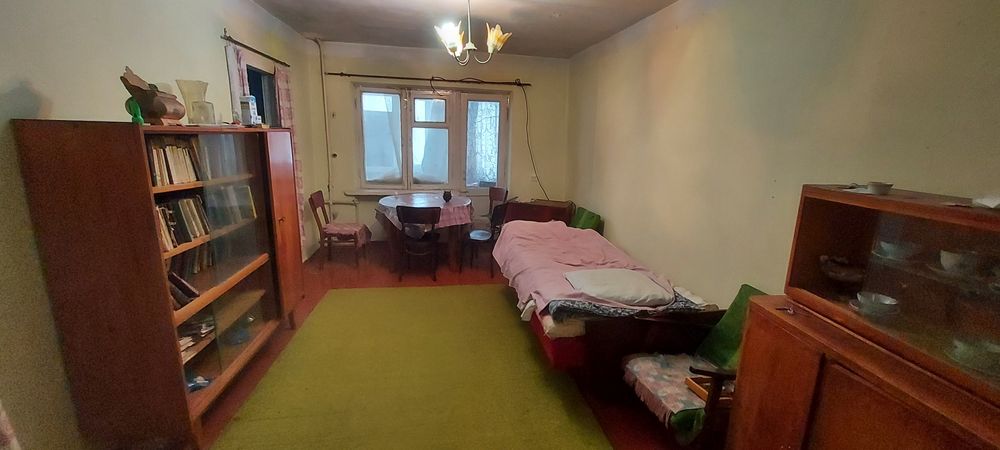 Продаётся  2х ком. Квартира