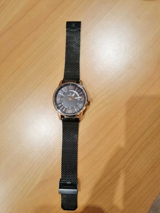 Часовник Daniel Klein