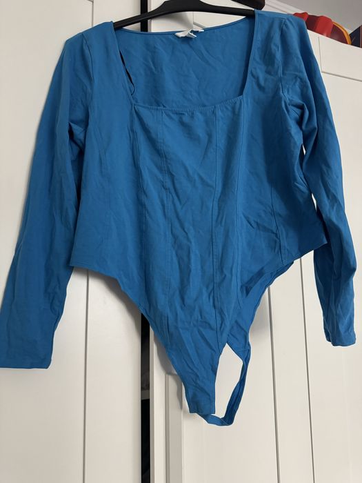 Body albastru maneca lunga