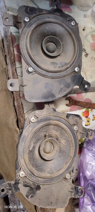 16-е Колонки pioneer и 13-е