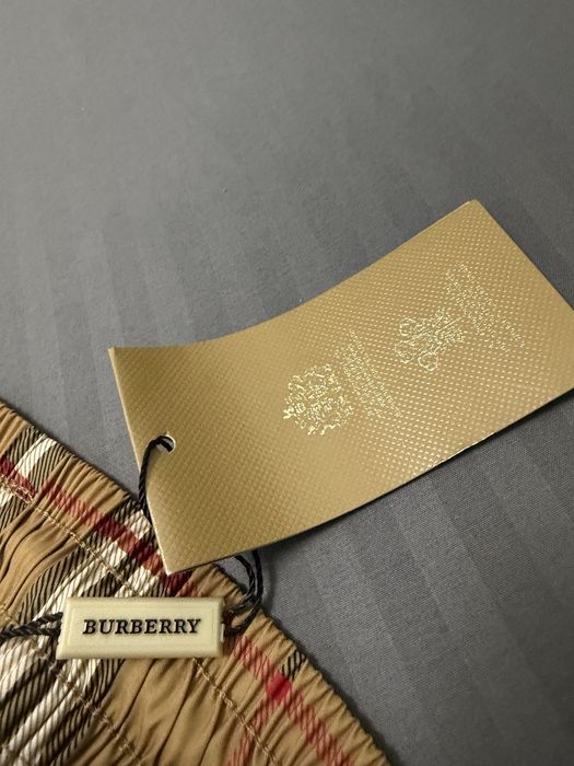 Pantaloni burberry
