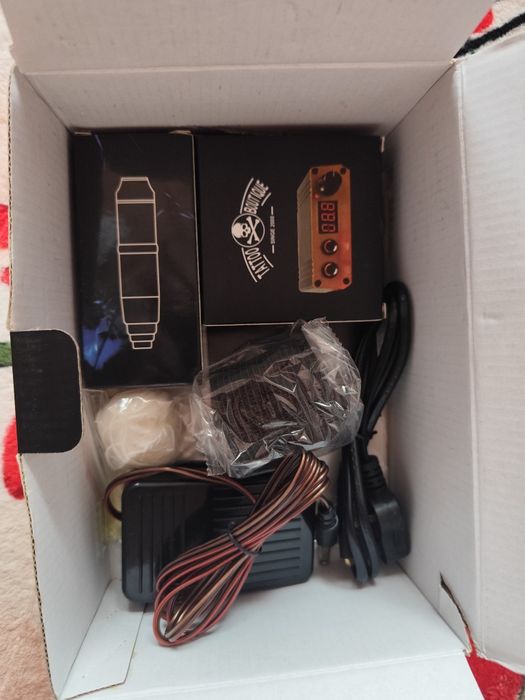 Vând aparat de tatuat