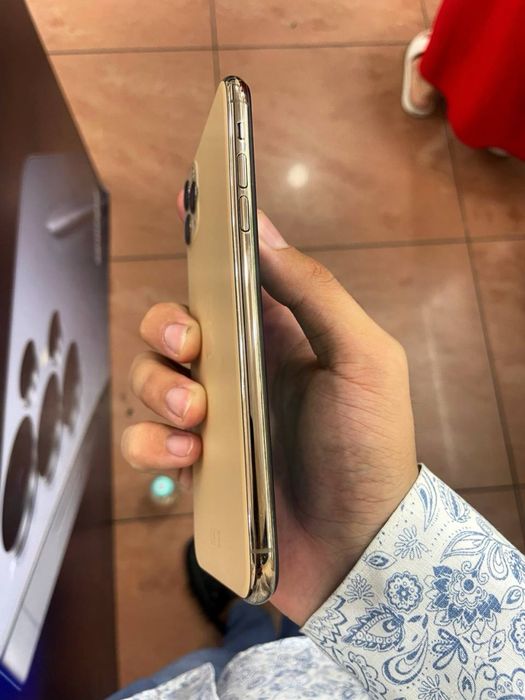 Iphone 11 pro max 256 ideal