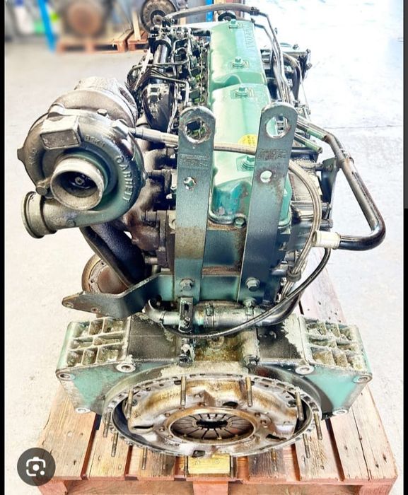Motor VOLVO 6 Cilindrii D6A180 FL6