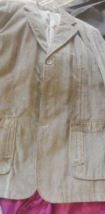 Прекрасен мъжки костюм-ръст 50