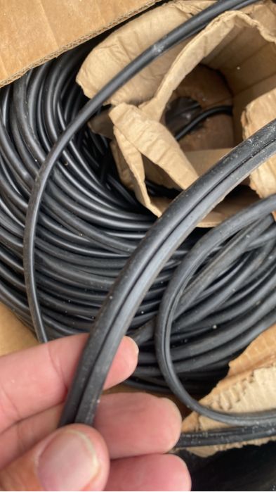 Продам уплотнитель для окон и дверей