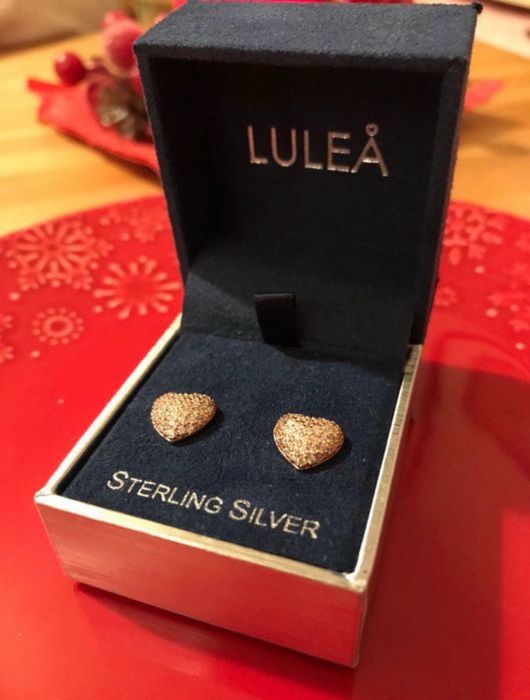 Обеци сърца с камъчета сребърни