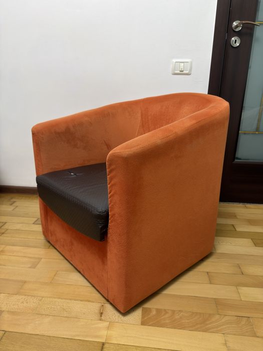 Set 2 fotolii, confortabile si rezistente