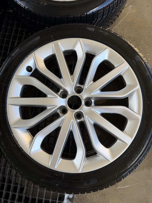 Audi 5-W-Speichen алуминиеви джанти 7,5Jx19H2 ET33 5x112