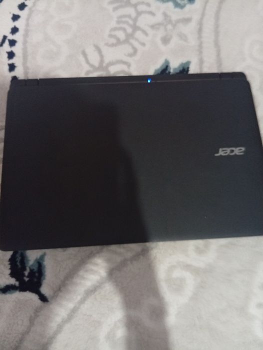 Ноутбук aser срочно продам