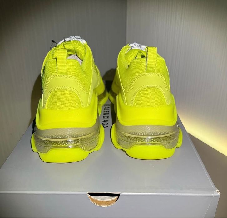 Balenciaga triple s