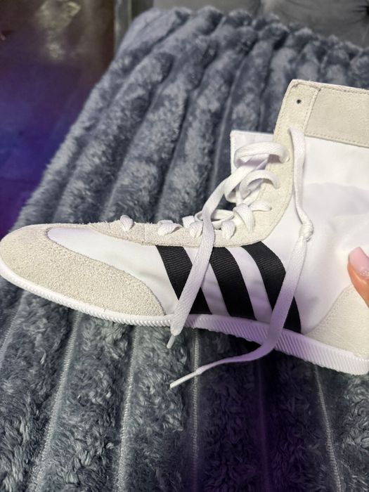 Ghete box impecabile