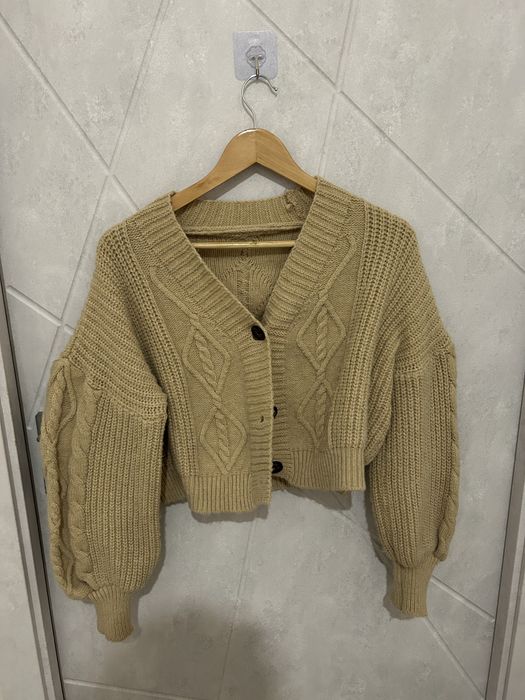 Продам кофты по 1000 тенге