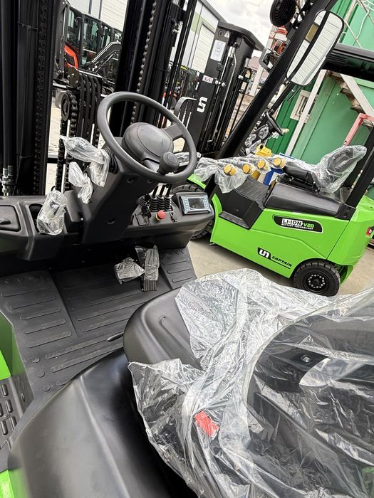 Stivuitor Electric Electrostivuitor 2,5T NOU LI ION 5 Ani Garantie