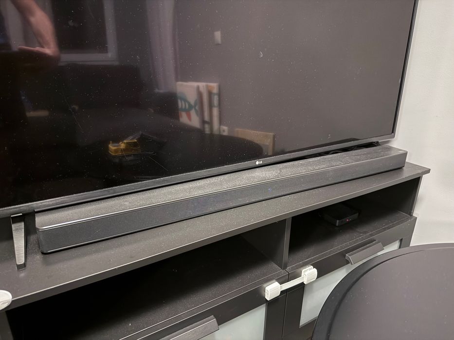 LG SK6F саундбар с безжичен събуфър - пълен комплект, за да освободите място
