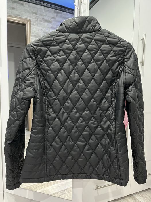 Дамско шушлеково яке