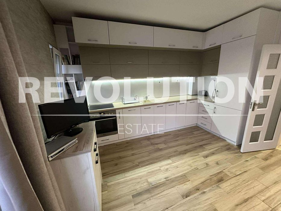 Двустаен апартамент в района на Гръцка махала!