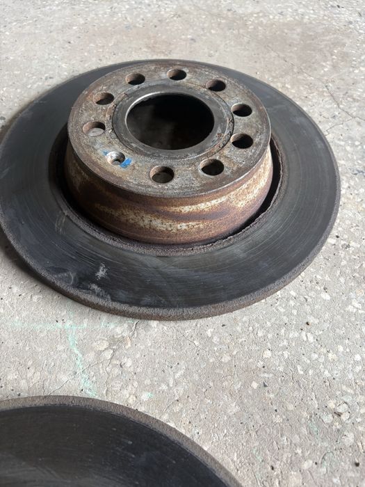 Задни спирачни дискове за Audi A3, Q3 , VW Passat 6 , Passat 7 , Seat , Skoda