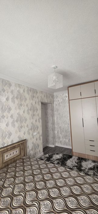 Квартира шахар марказида сотилади. узими уйим