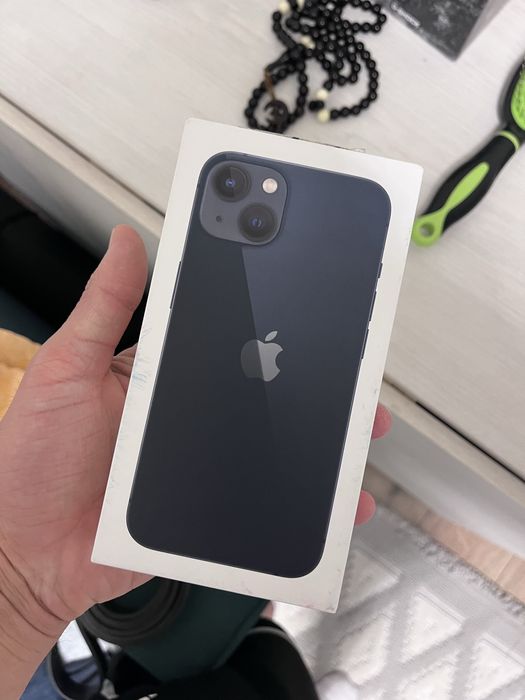 Смартфон Iphone 13
