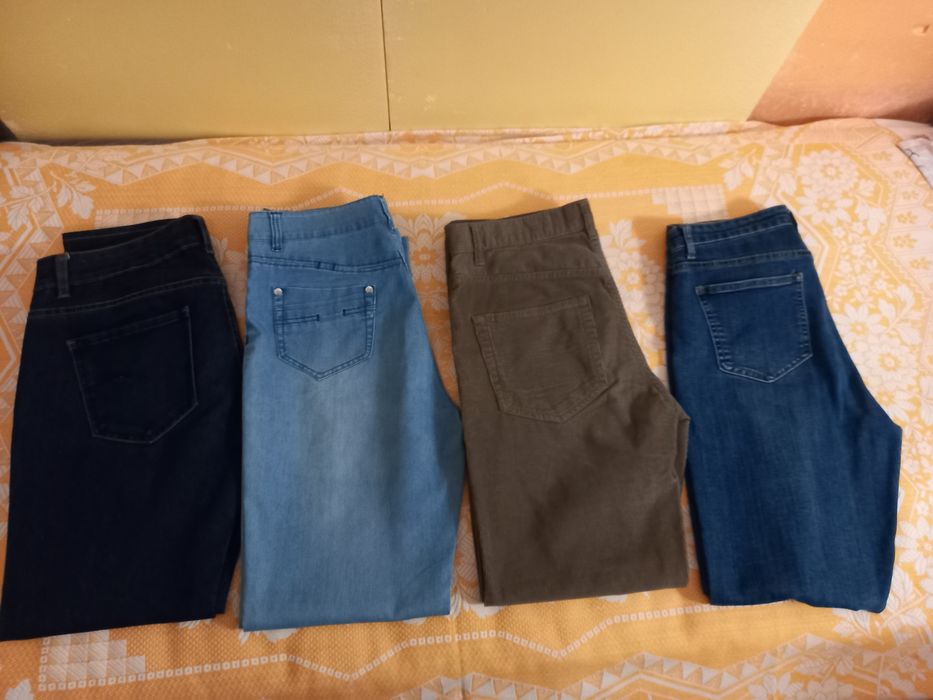 Джинсы и вельветки Colins