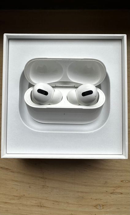 Apple AirPods Pro – generația 1