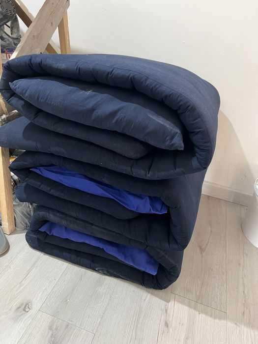 Козёль и матрасы с подушкой