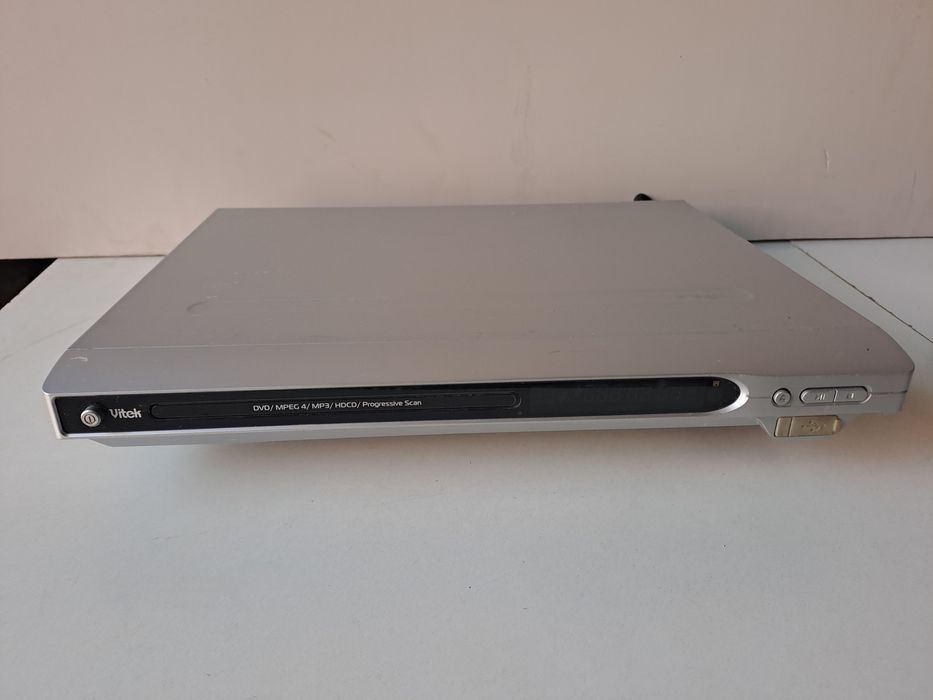 DVD плеер фирмы  Vitek