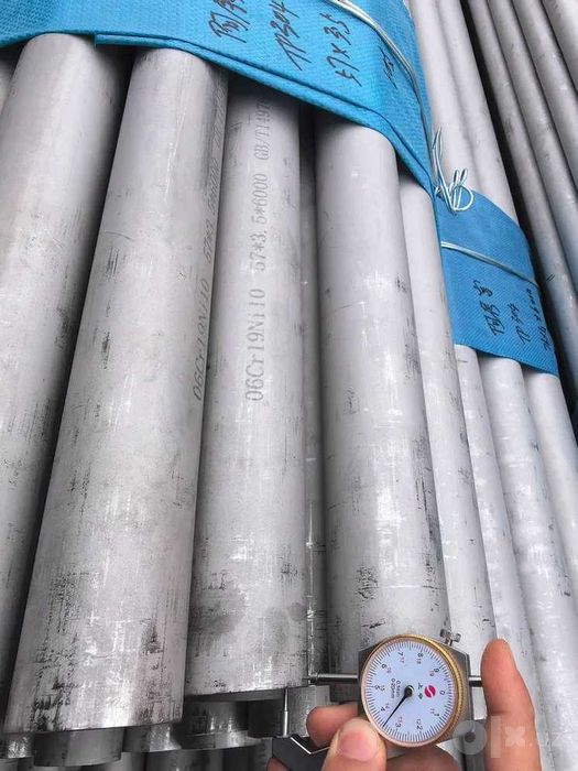 Нержавеющая труба 57х3.5 мм (AISI 304, бесшовная, матовая)