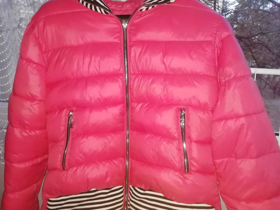 Geaca groasă de iarnă pentru fete plus alta cadou